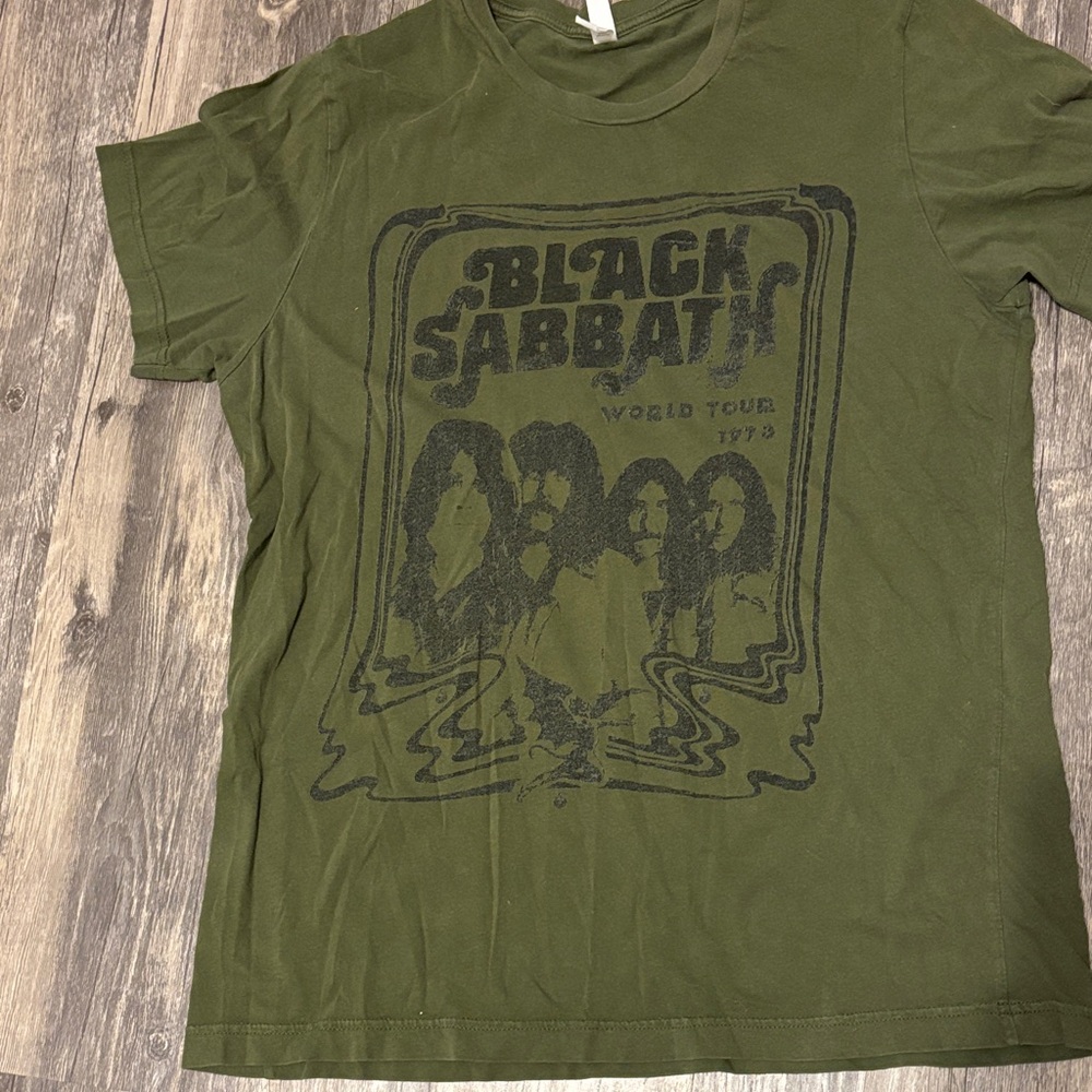Olive Graphic Band Tee
